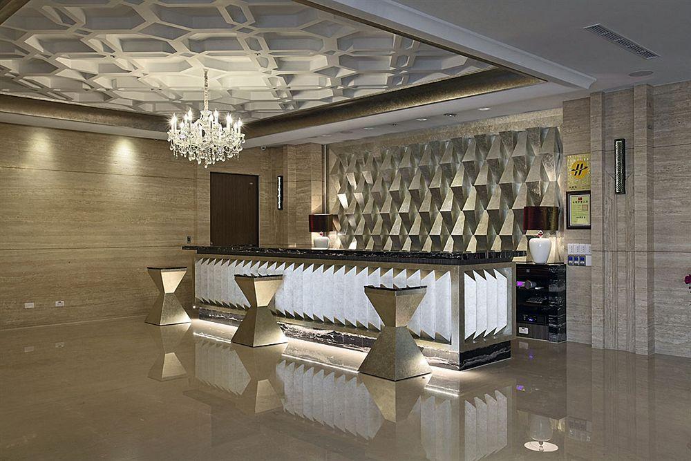 Grand City Hotel Фэнъюань Экстерьер фото