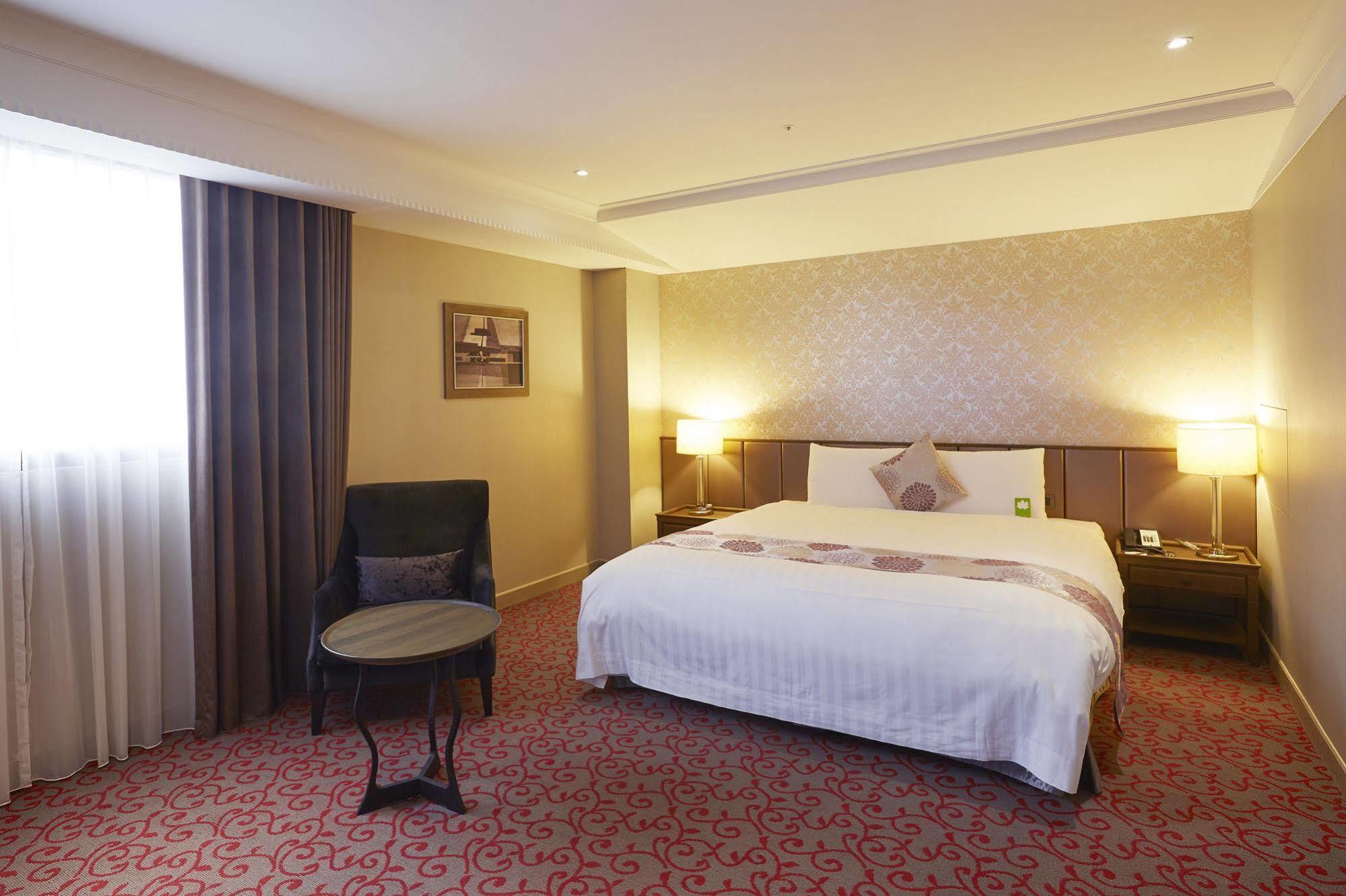 Grand City Hotel Фэнъюань Экстерьер фото