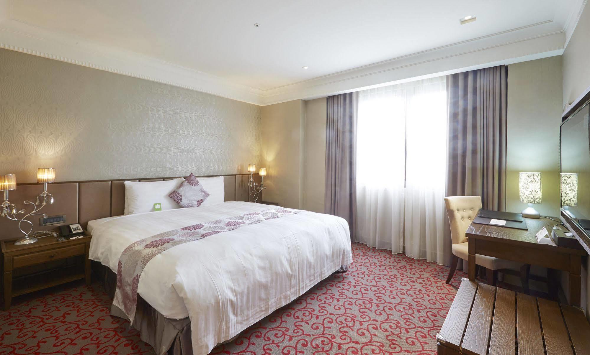 Grand City Hotel Фэнъюань Экстерьер фото